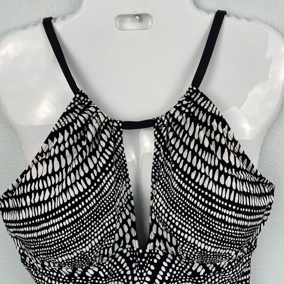 NWOT Kenneth Cole New York Tankini Top Size L - Picture 2 of 5